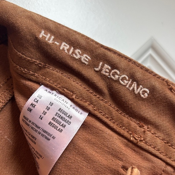 American Eagle Outfitters Women's Tan Skinny Jeggings - Picture 6 of 6